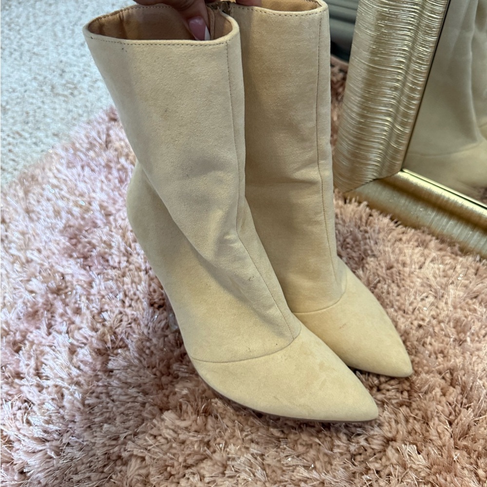 Fashion Nova Cream Heeled Boots